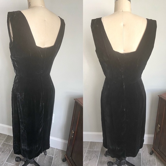 🖤SOLD🖤1950s Kramer Original black velvet wiggle dress - Picture 6 of 10